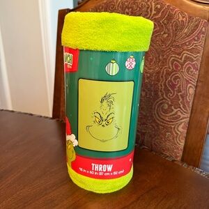 2025 Dr. Seuss The Grinch Face Throw Blanket Christmas Holiday 46" X 60" NWT